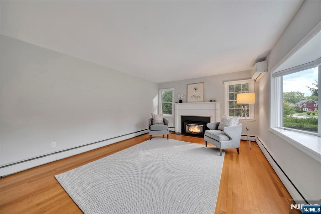 485 Sterling Place