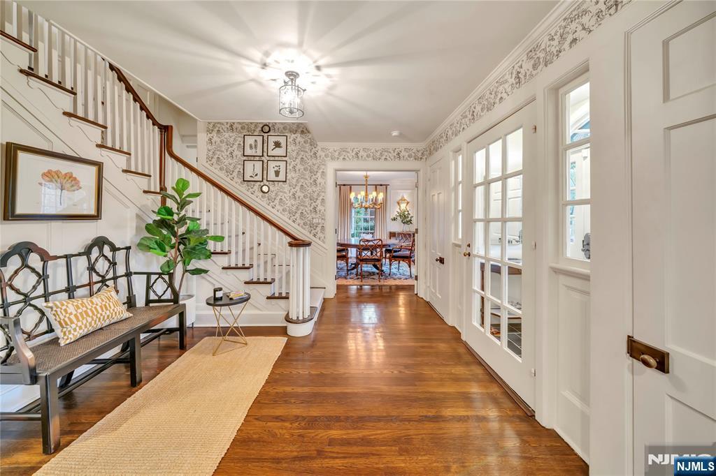136 Crest Road