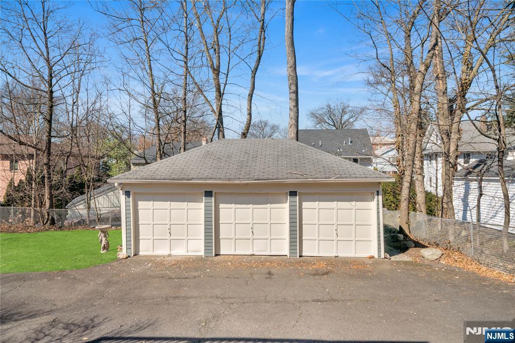 48 Sherman Place