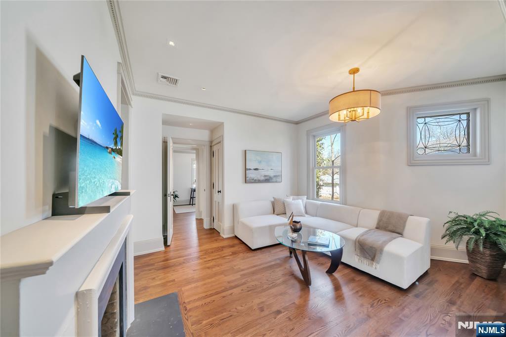 48 Sherman Place