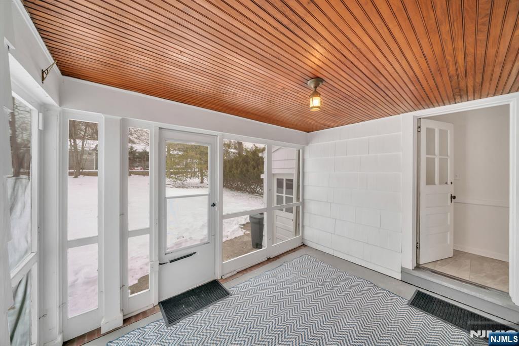 457 Rock Road