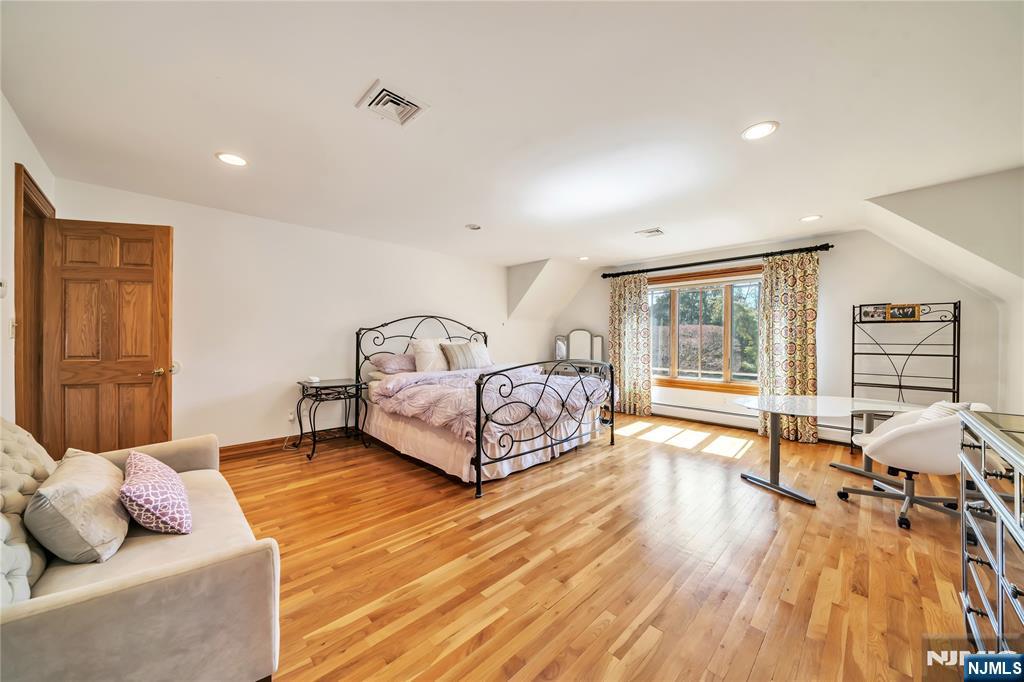 837 Apple Ridge Road