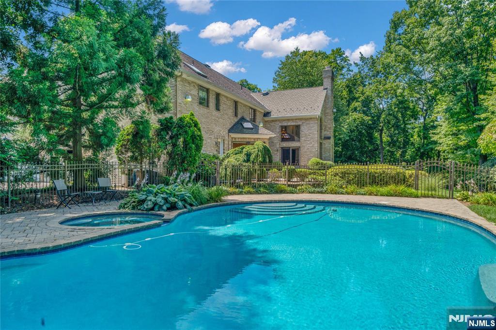 837 Apple Ridge Road