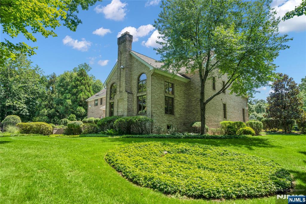 837 Apple Ridge Road