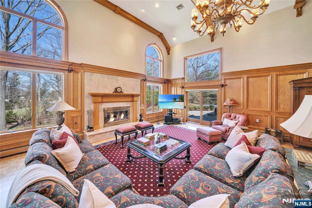837 Apple Ridge Road