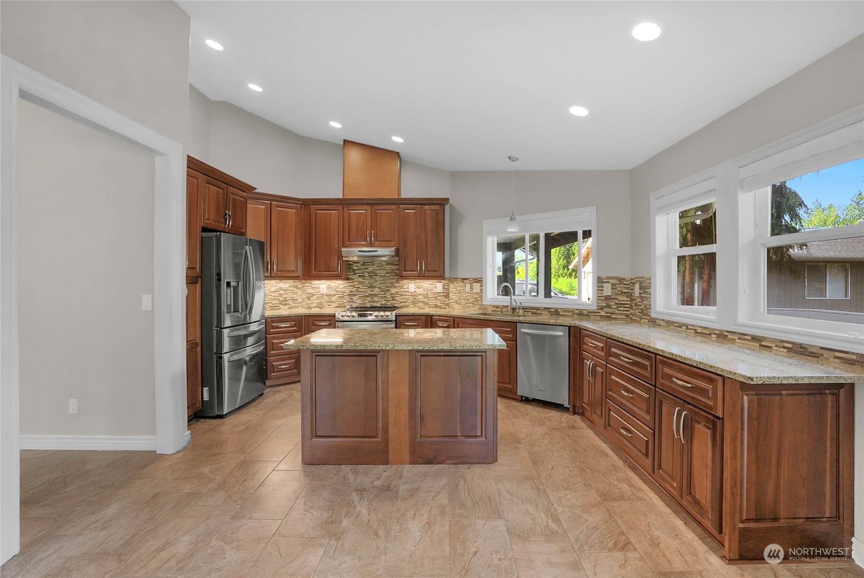 15611 30th Avenue NW