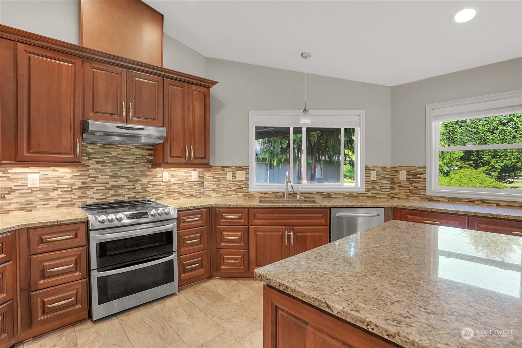 15611 30th Avenue NW