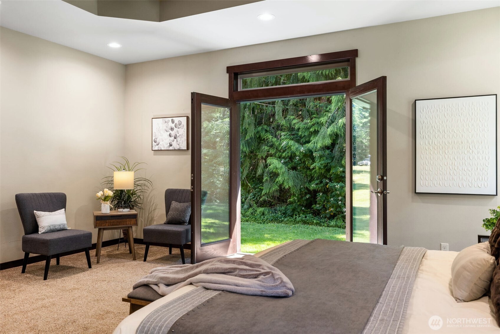 9033 108th Street NE