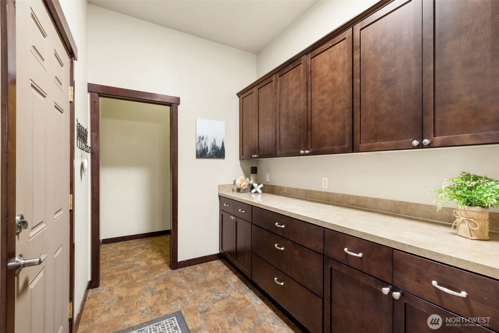 9033 108th Street NE