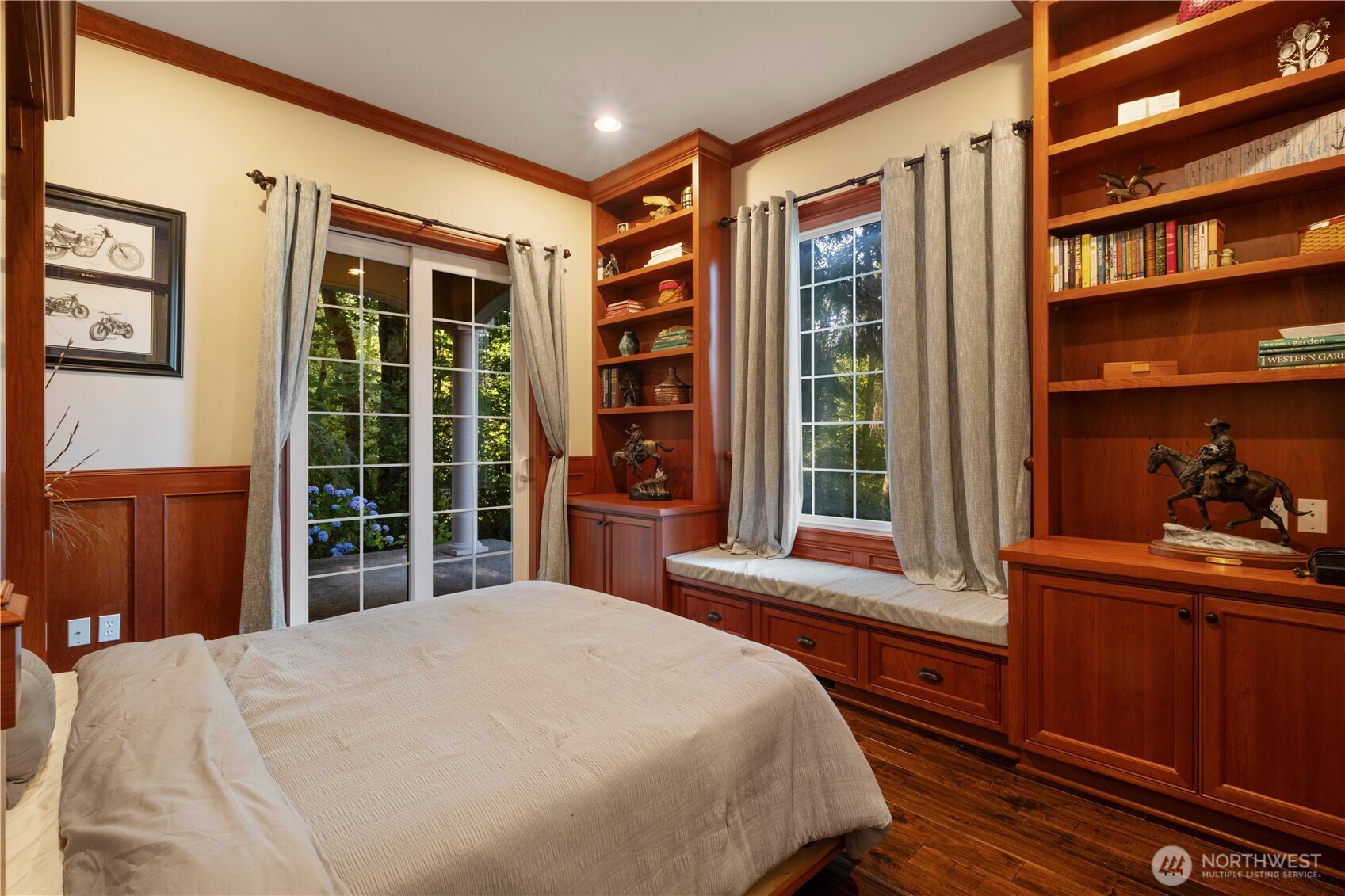 5101 SE Natchez Court