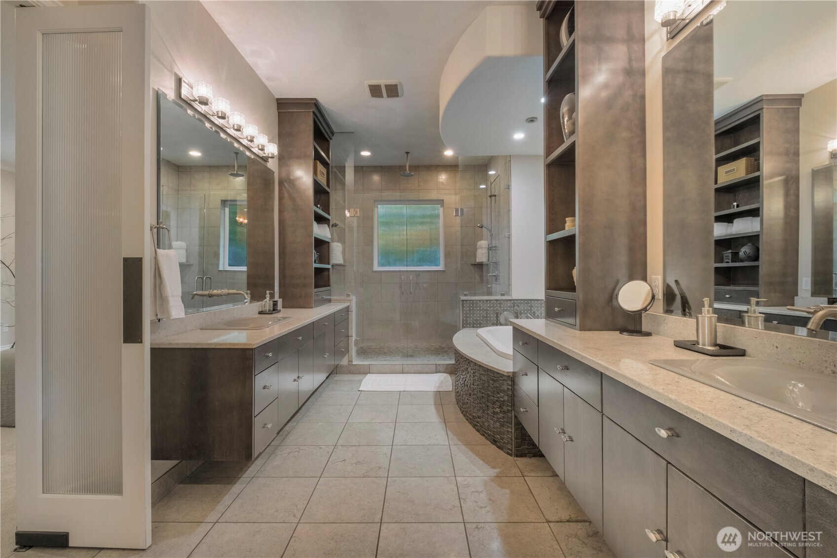 5101 SE Natchez Court