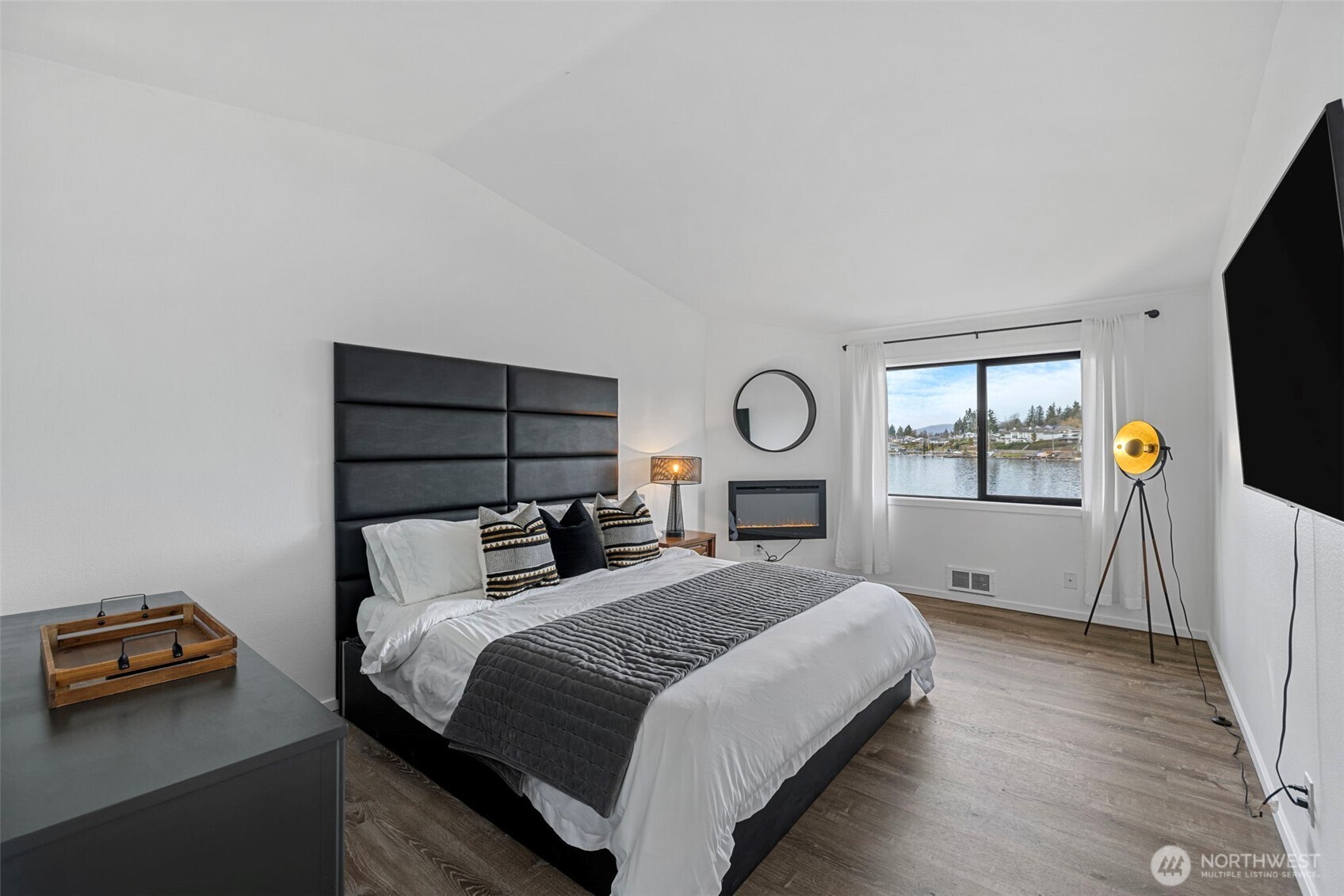 610 E Lake Stevens Road Unit: 102