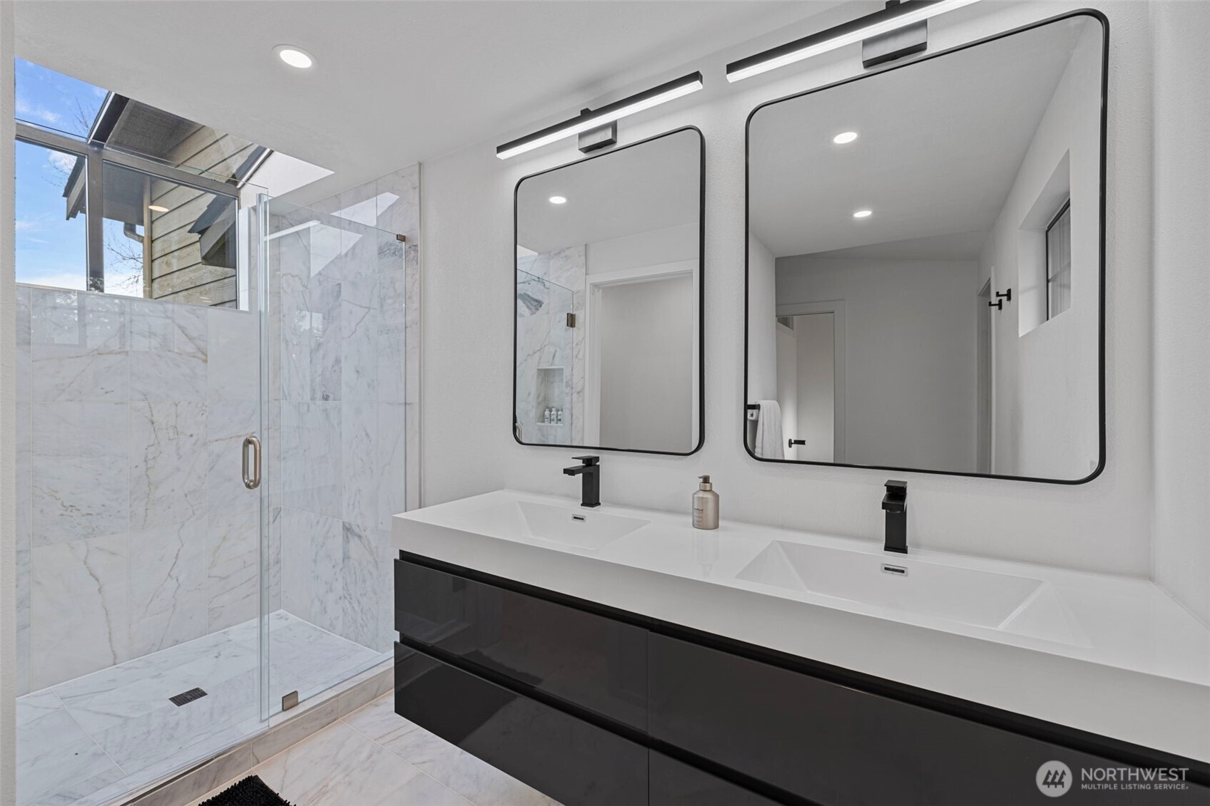 610 E Lake Stevens Road Unit: 102