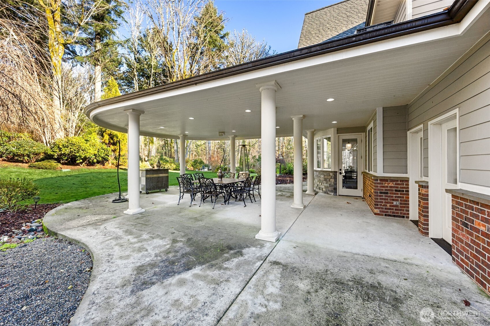 5101 SE Natchez Court