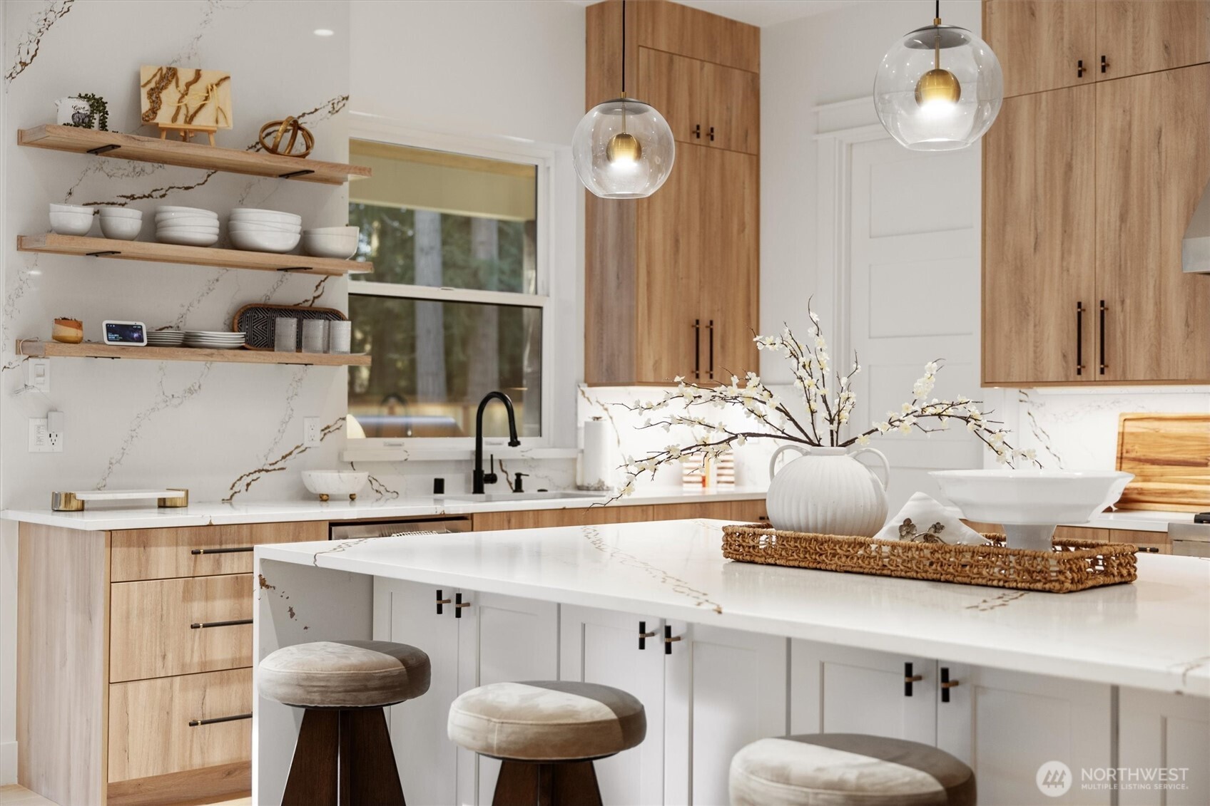 197 B 242nd Avenue NE