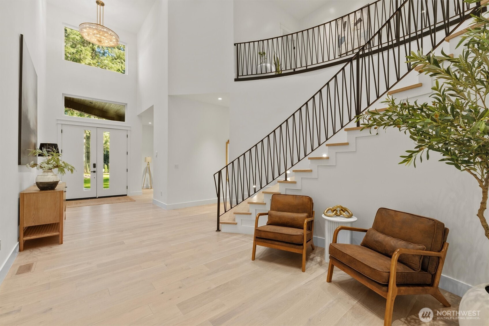 197 B 242nd Avenue NE