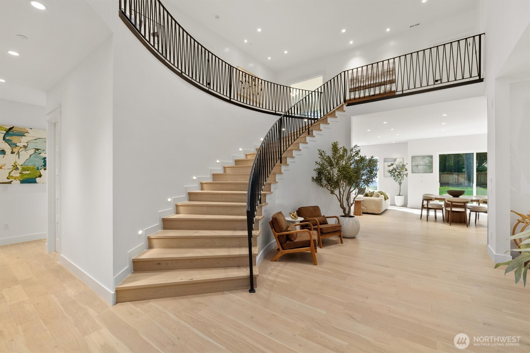 197 B 242nd Avenue NE