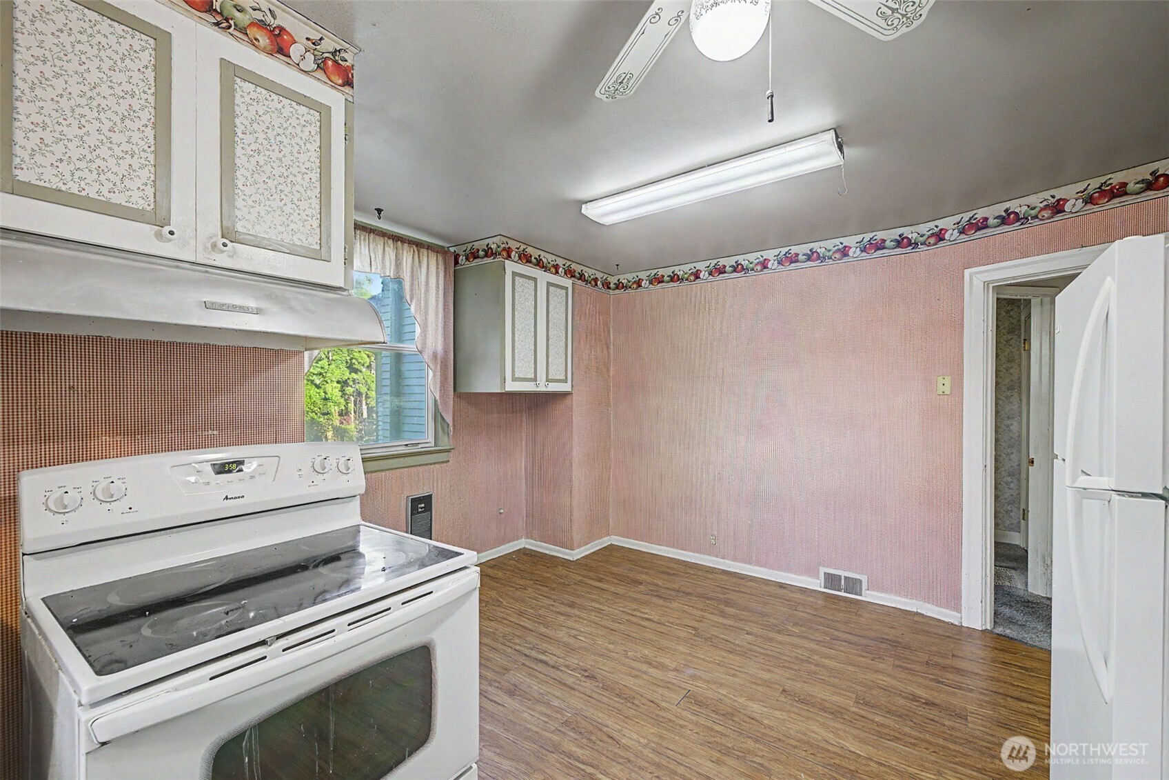 3121 Norton Avenue