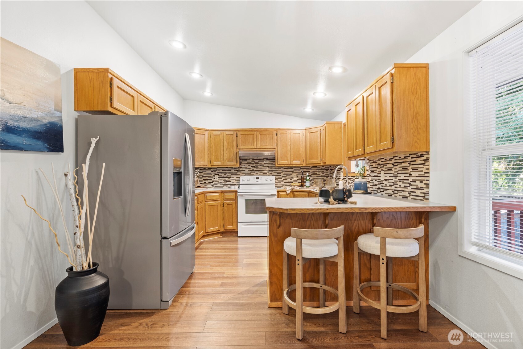 24 74th Street SW