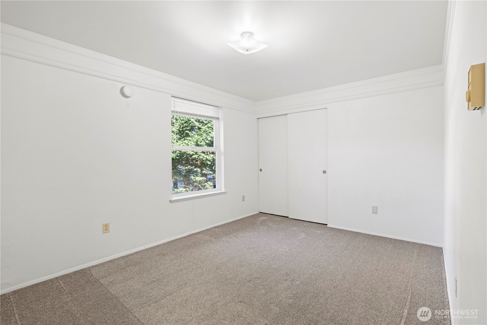 24 74th Street SW
