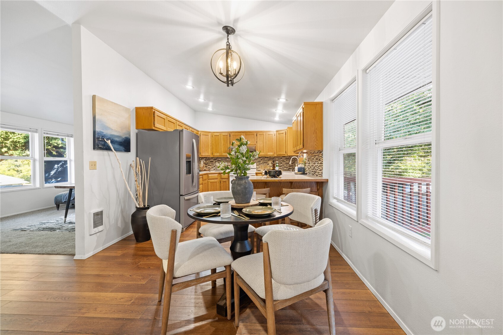 24 74th Street SW