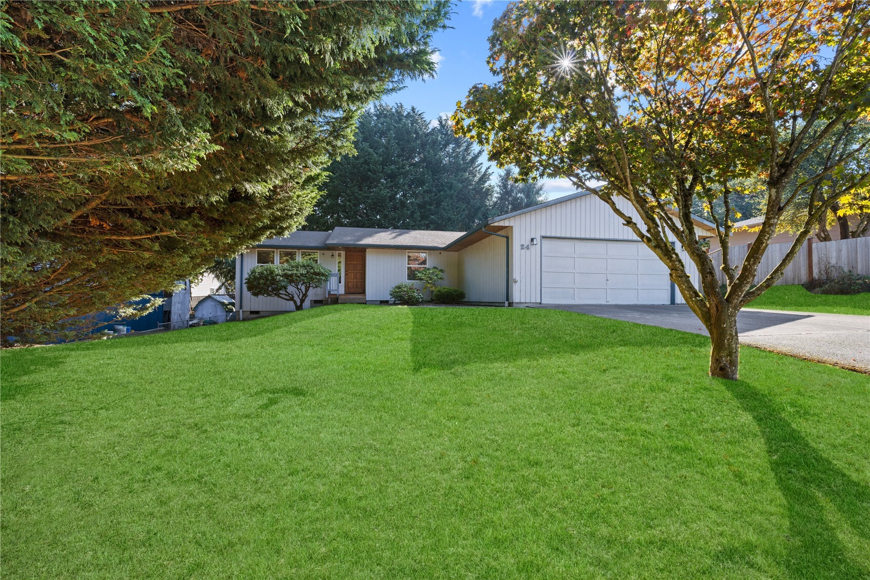 24 74th Street SW