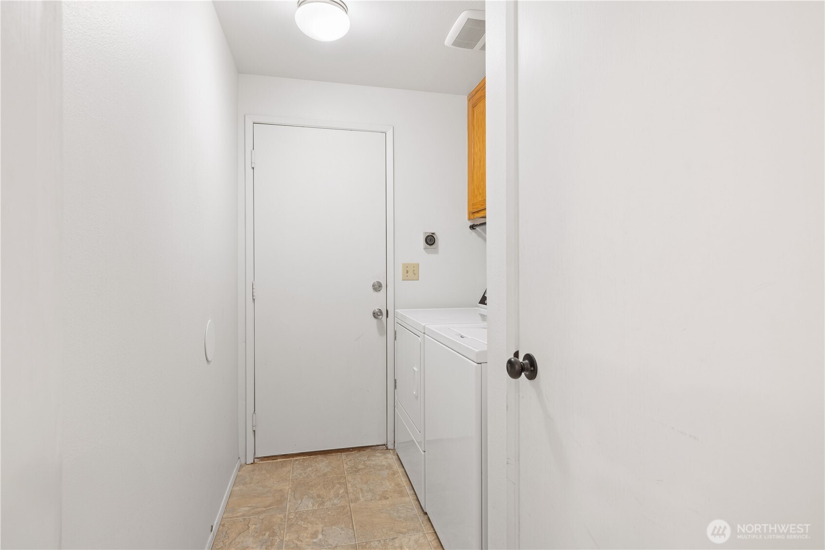 24 74th Street SW
