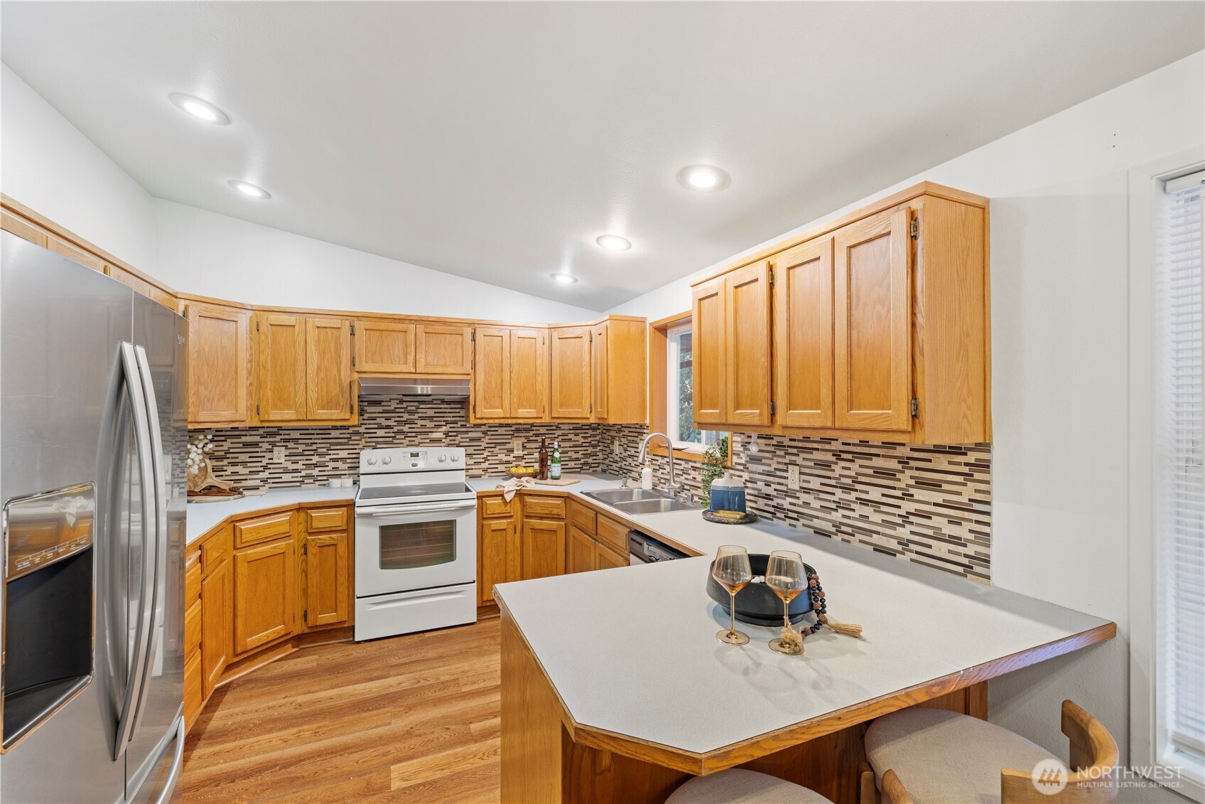 24 74th Street SW