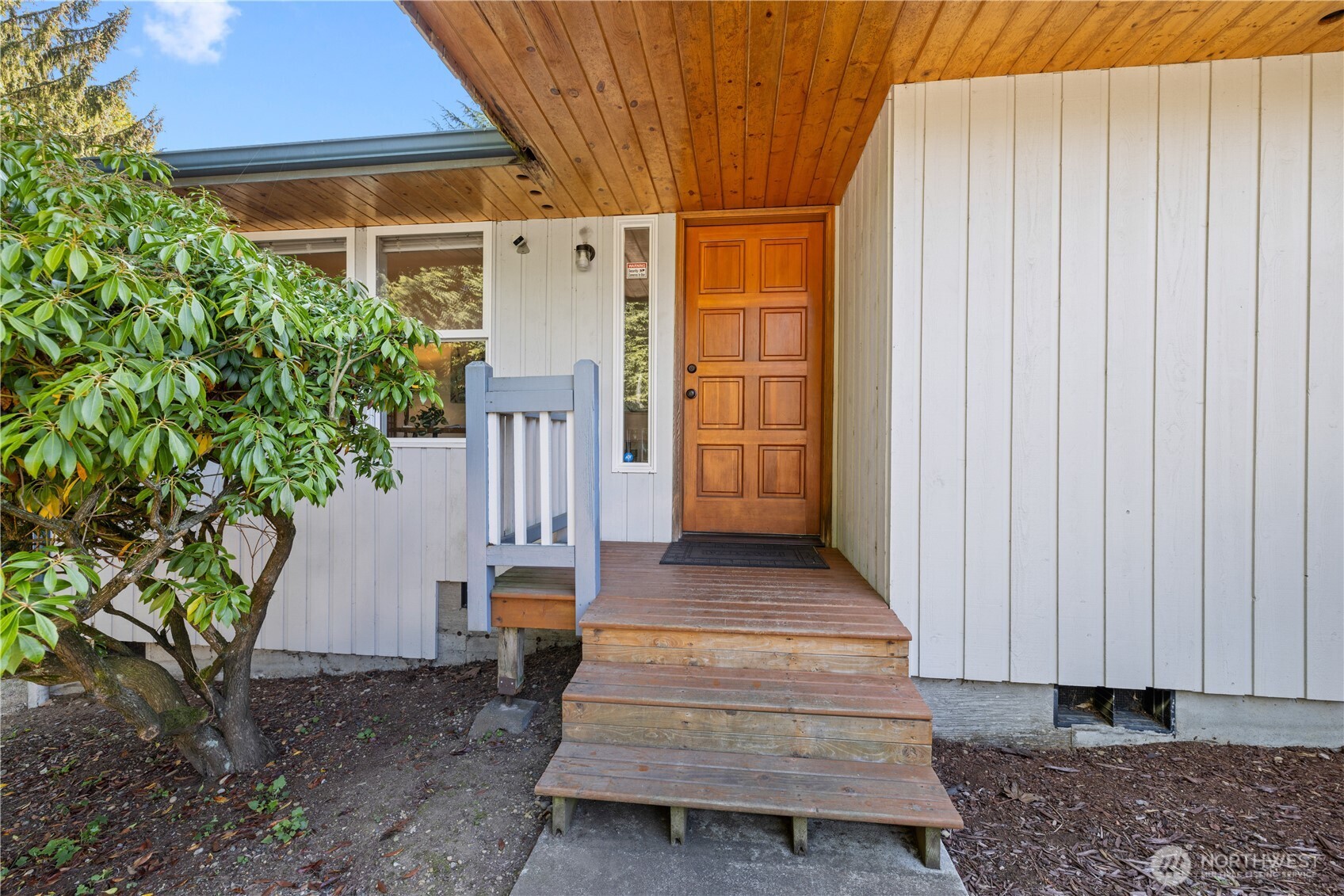 24 74th Street SW