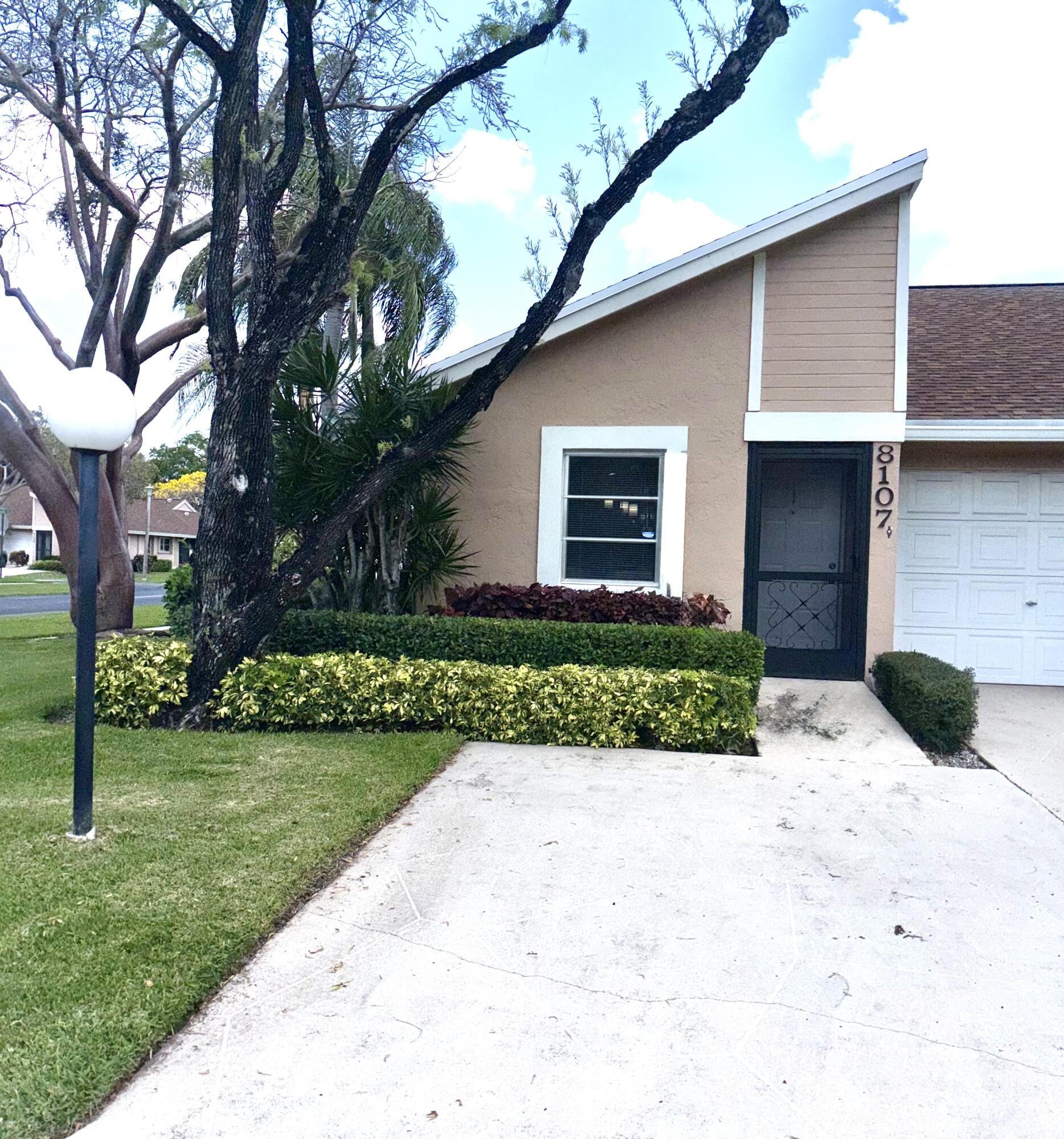 8107 Summerbreeze Lane
