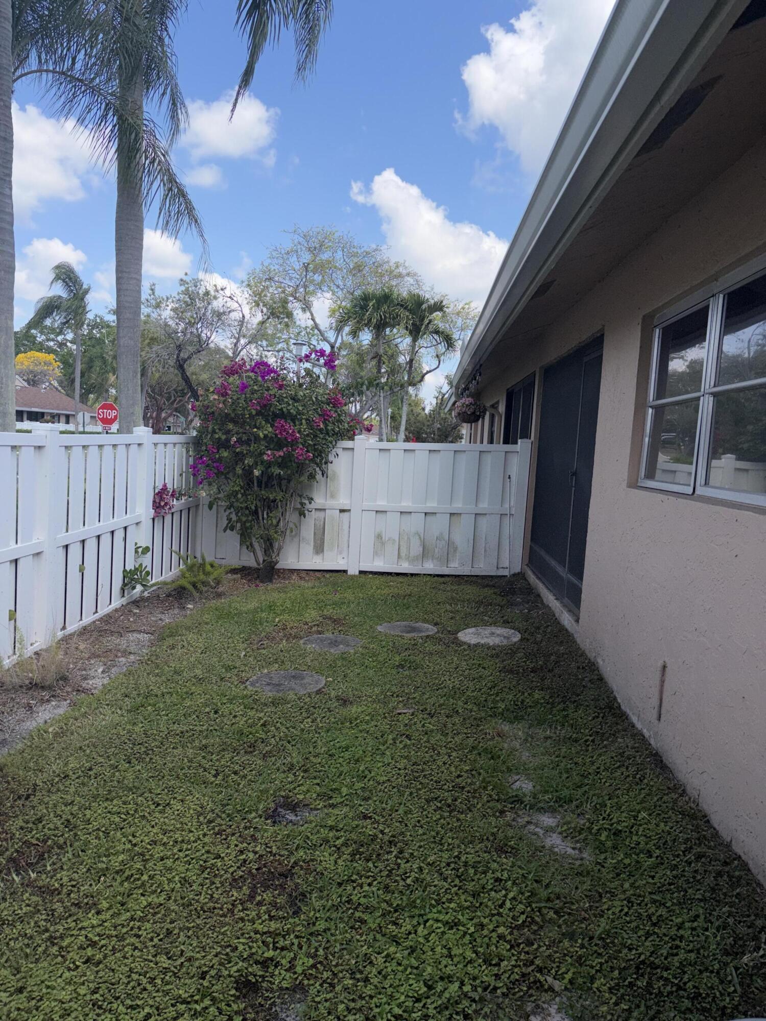 8107 Summerbreeze Lane