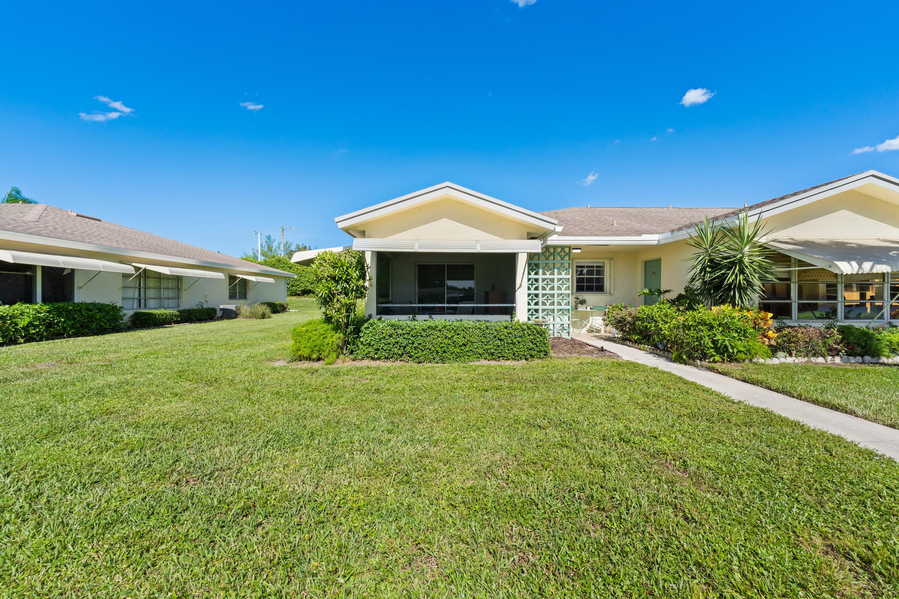 5042 LAKEFRONT Boulevard A
