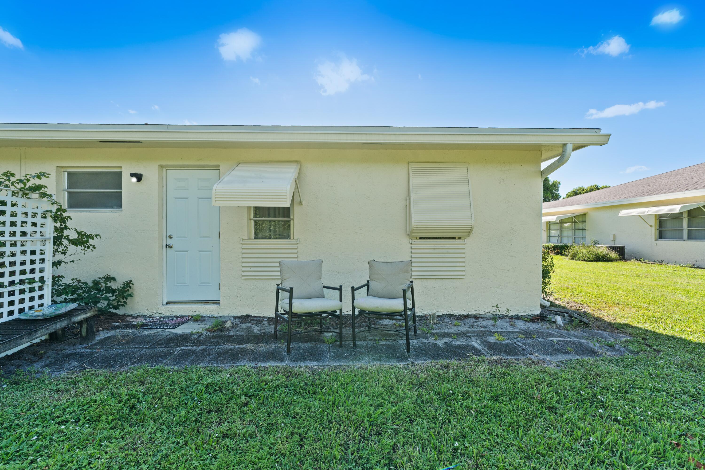 5042 LAKEFRONT Boulevard A