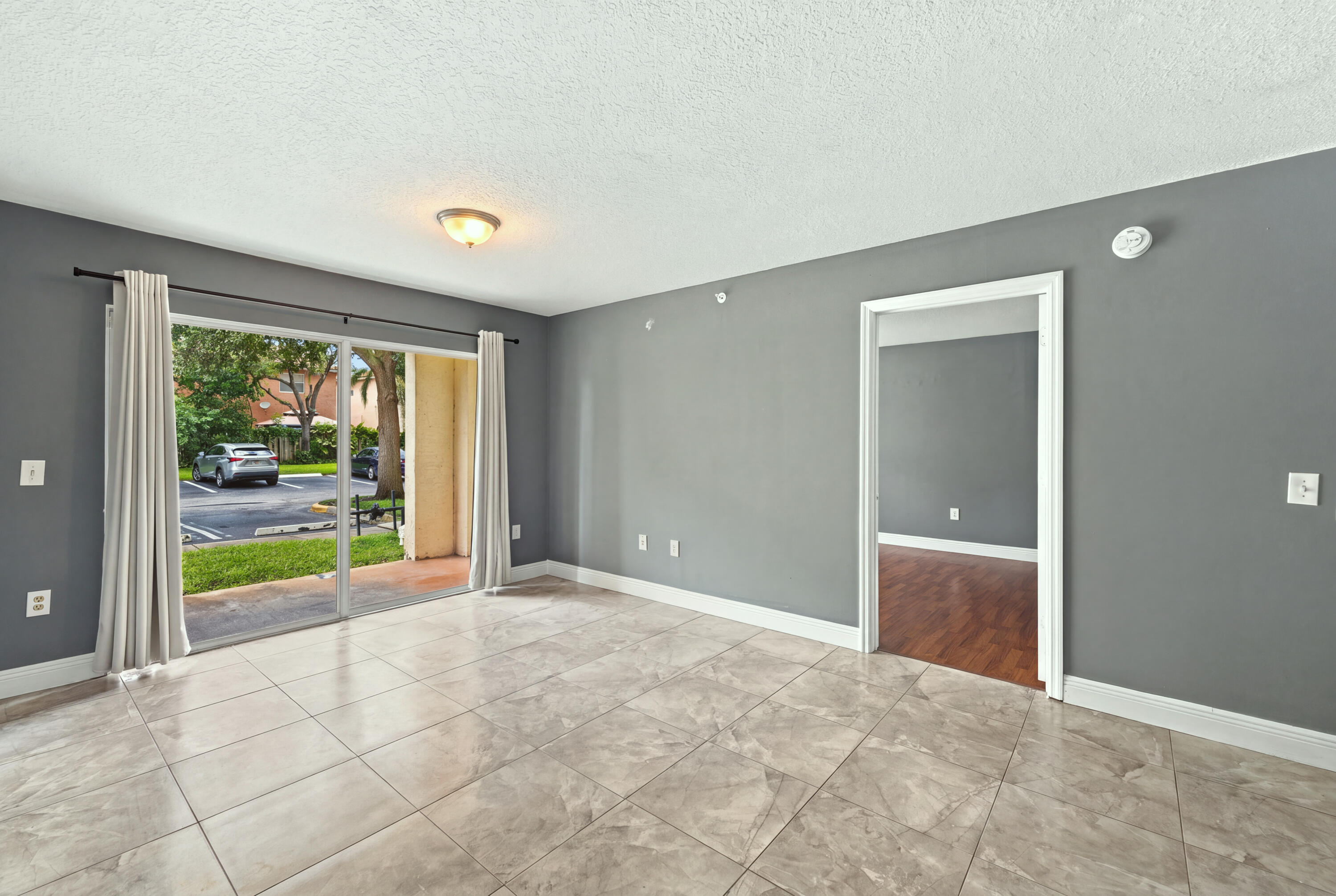4041 San Marino Boulevard 105