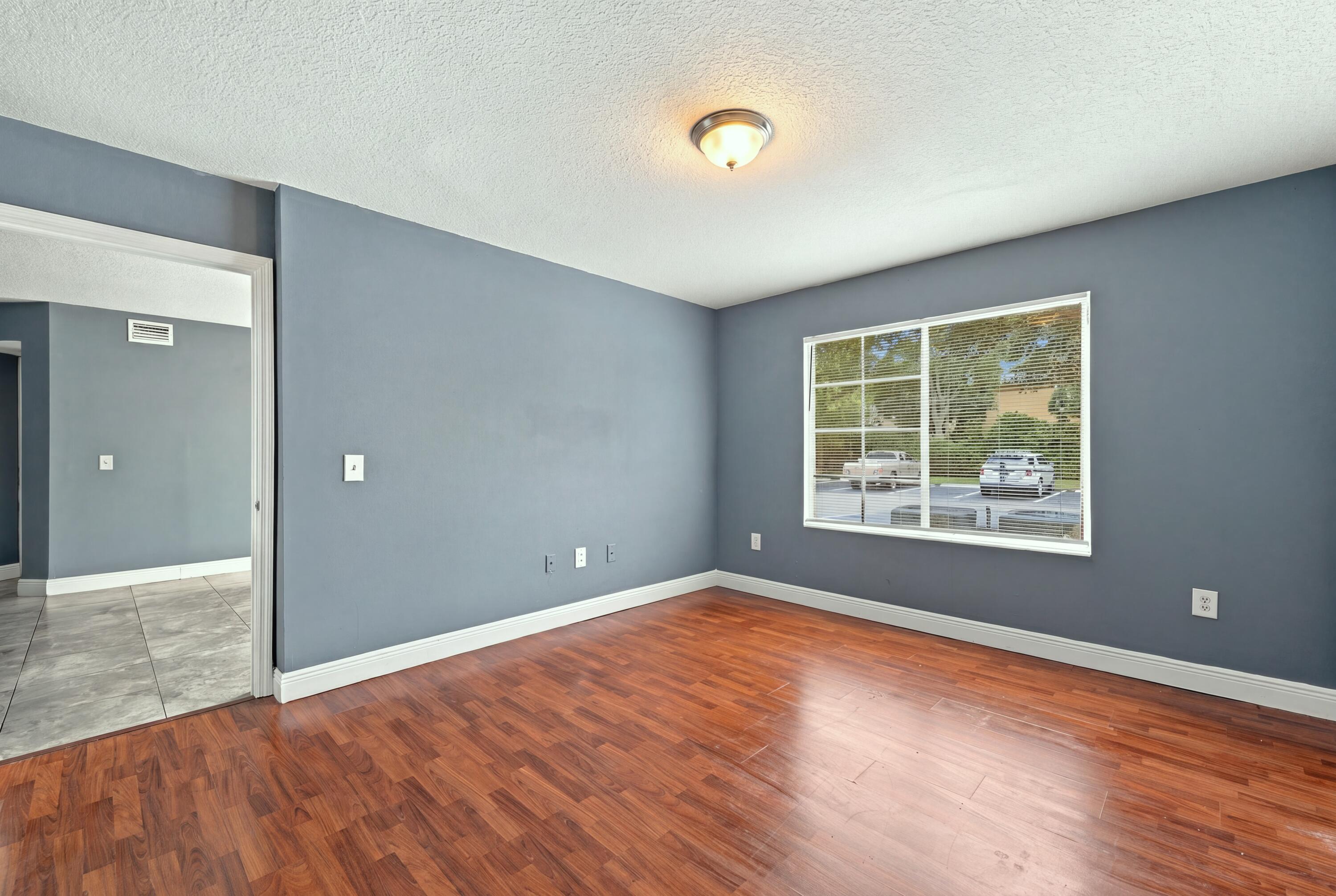 4041 San Marino Boulevard 105