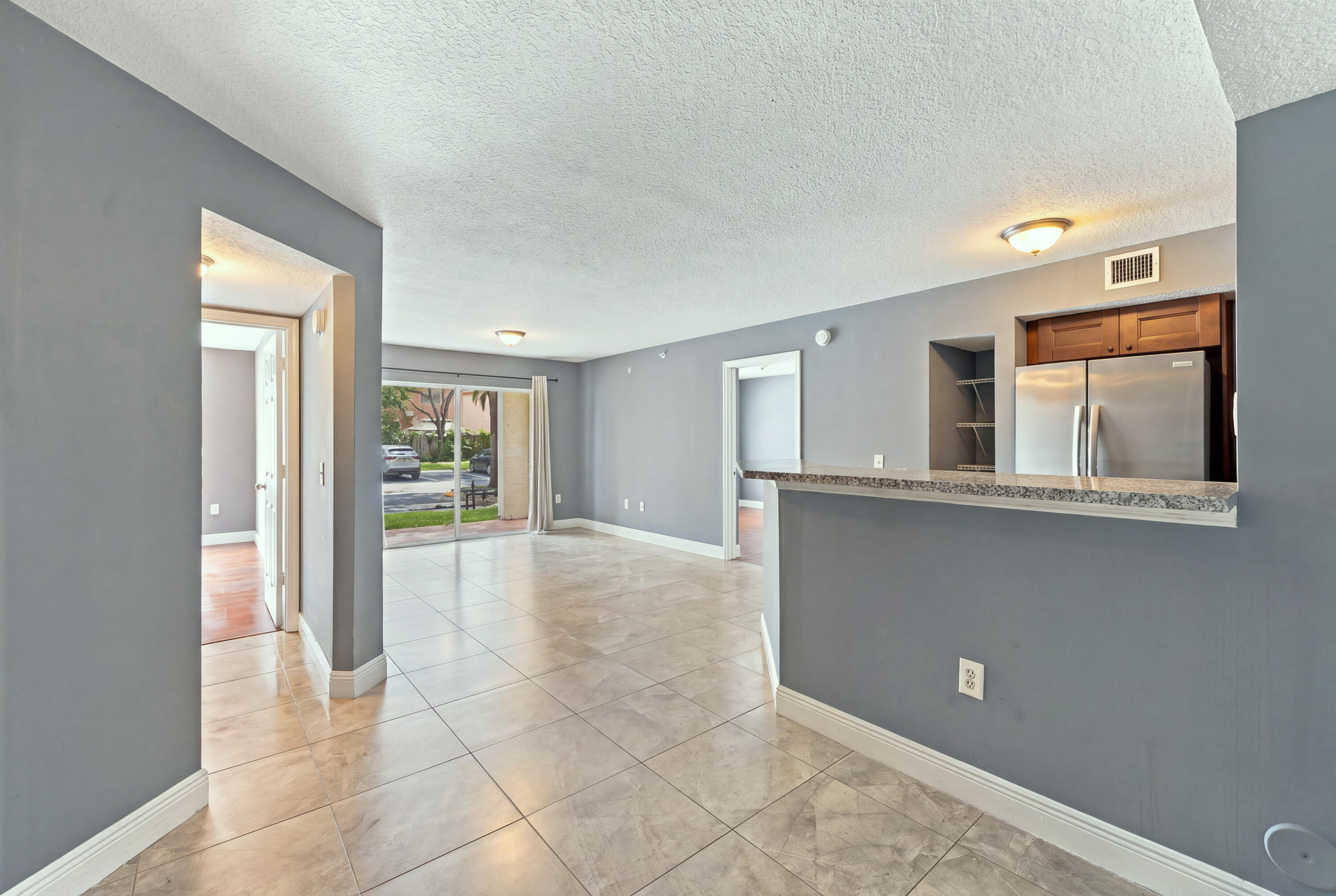 4041 San Marino Boulevard 105
