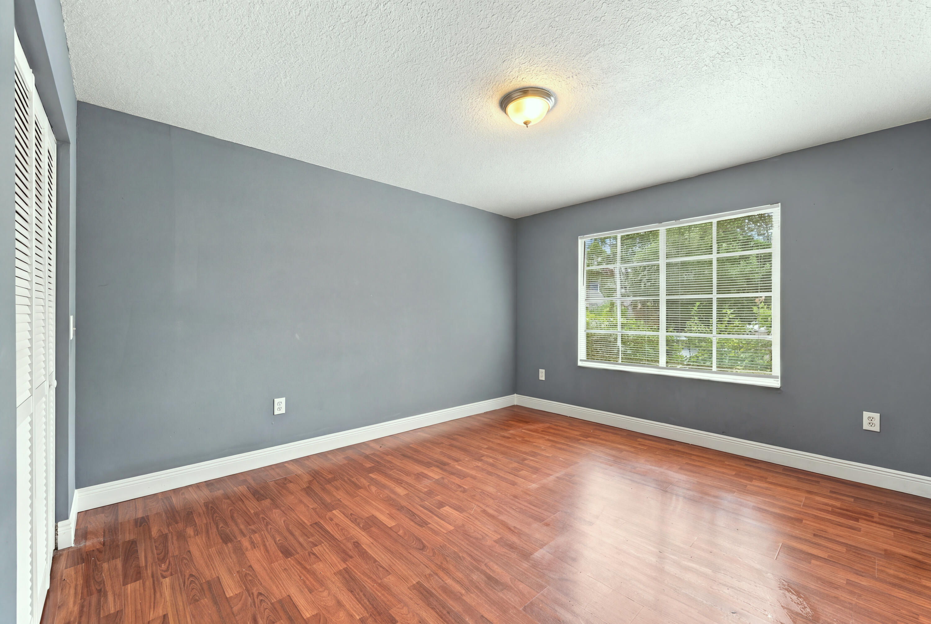 4041 SAN MARINO Boulevard 105