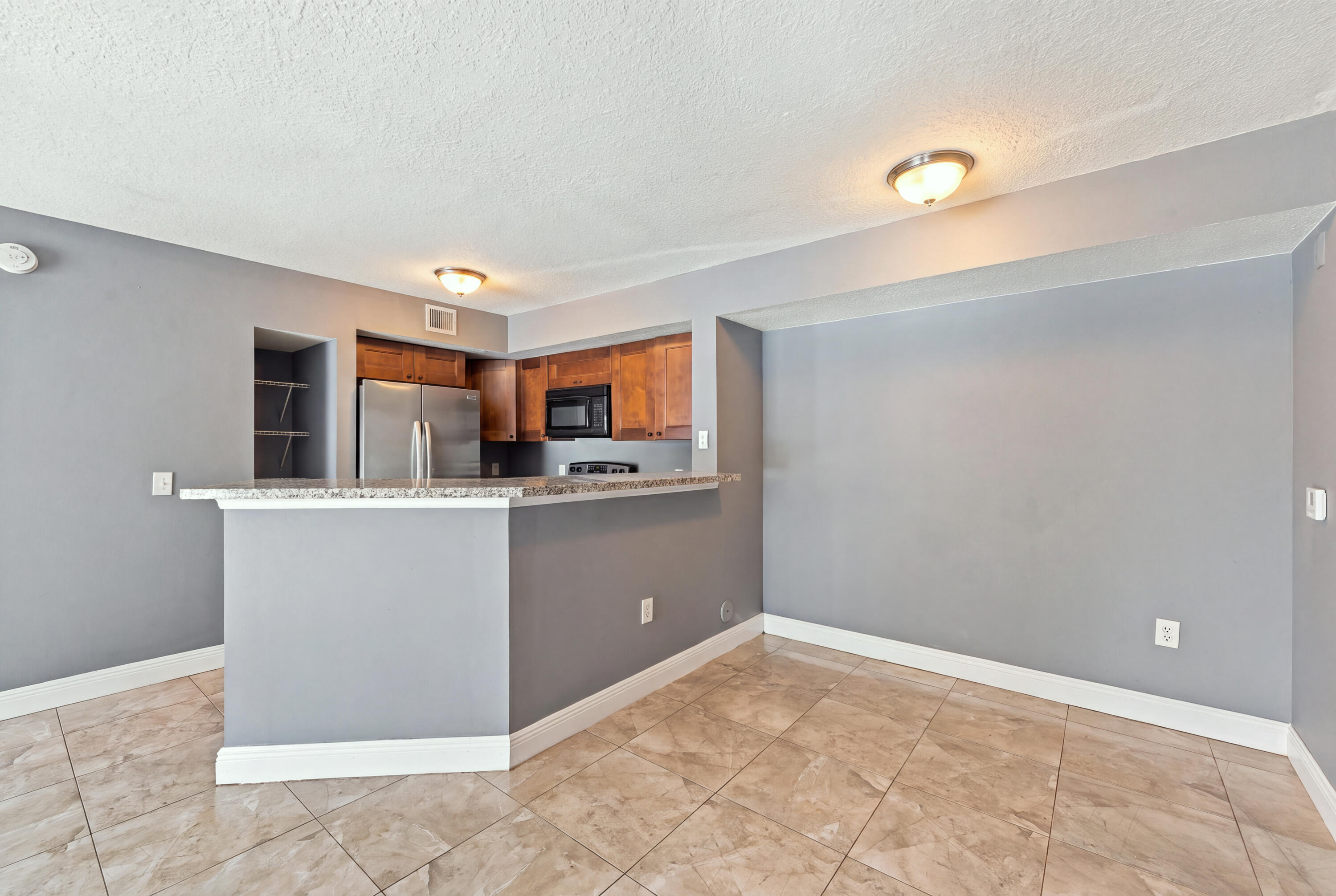 4041 SAN MARINO Boulevard 105