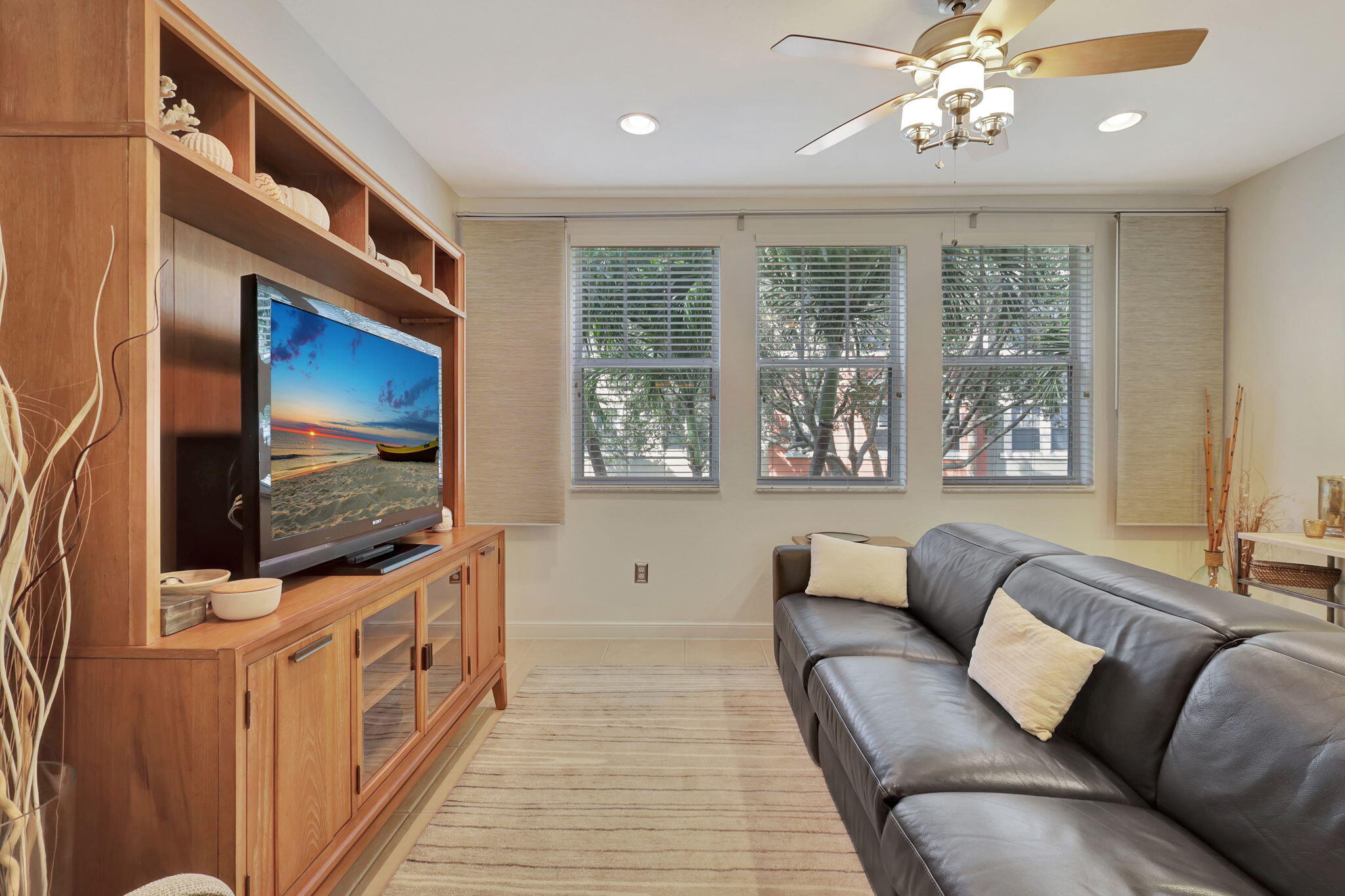 1730 Borrego Way 5