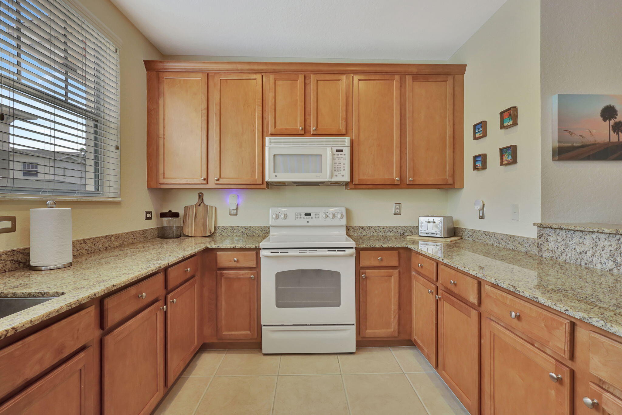 1730 Borrego Way 5