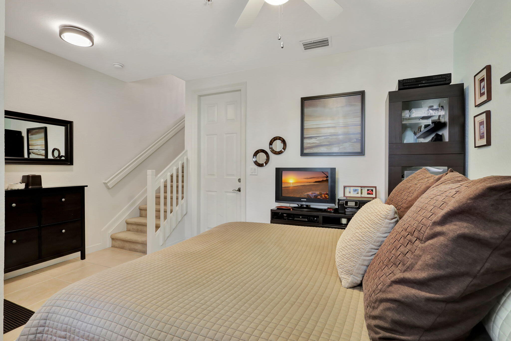 1730 Borrego Way 5
