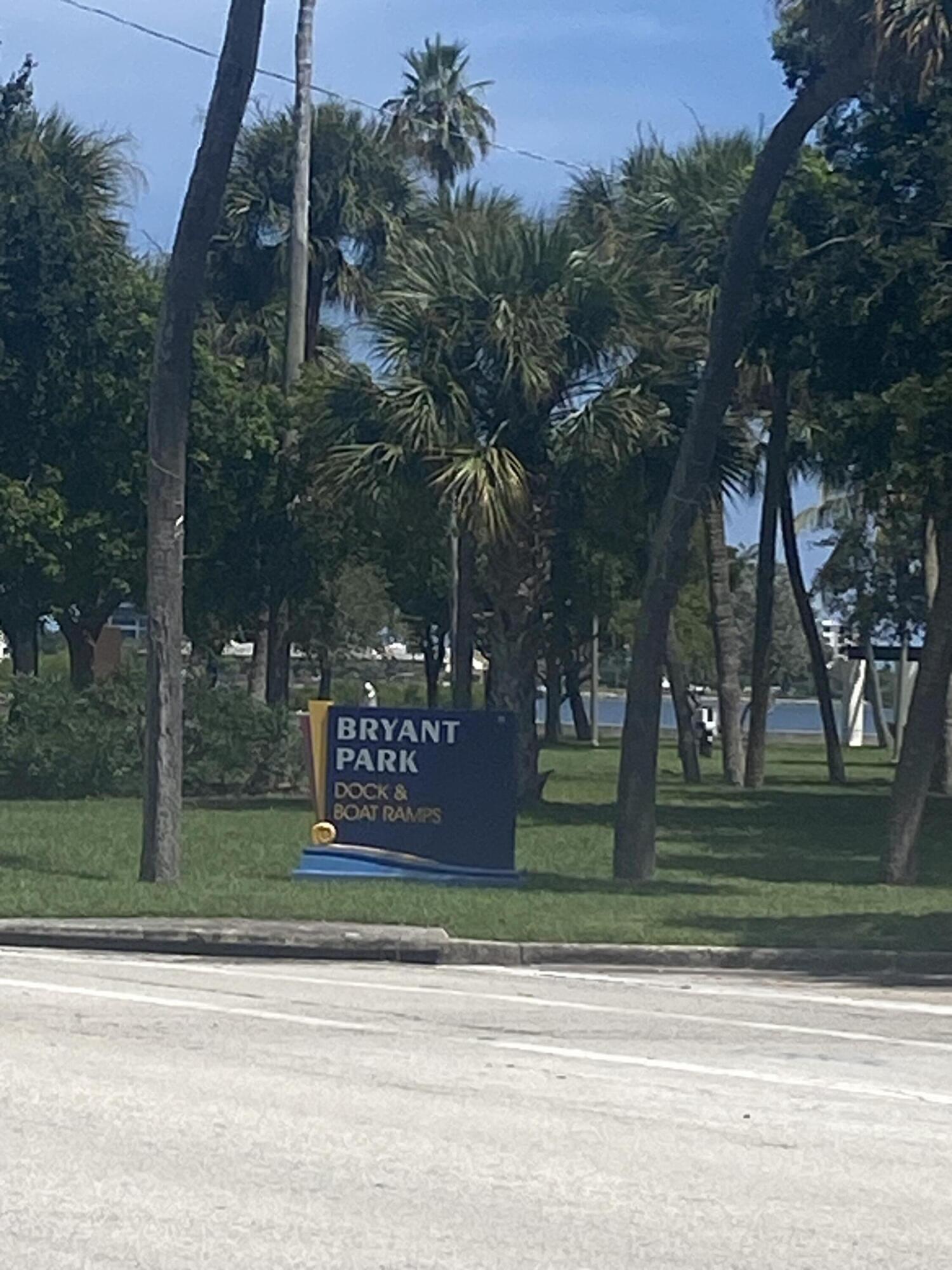 1 N Golfview Road 101