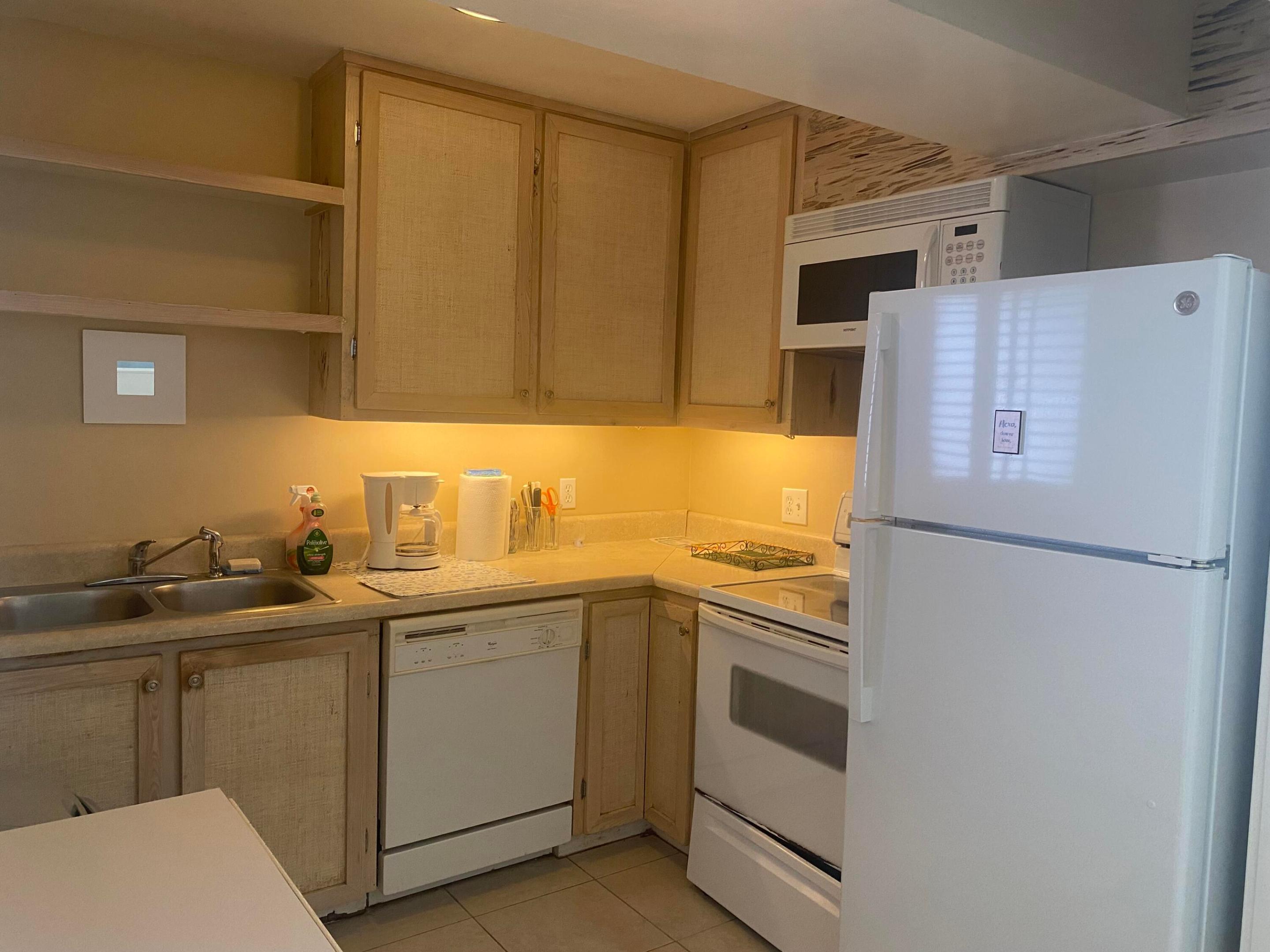 1 N Golfview Road 101