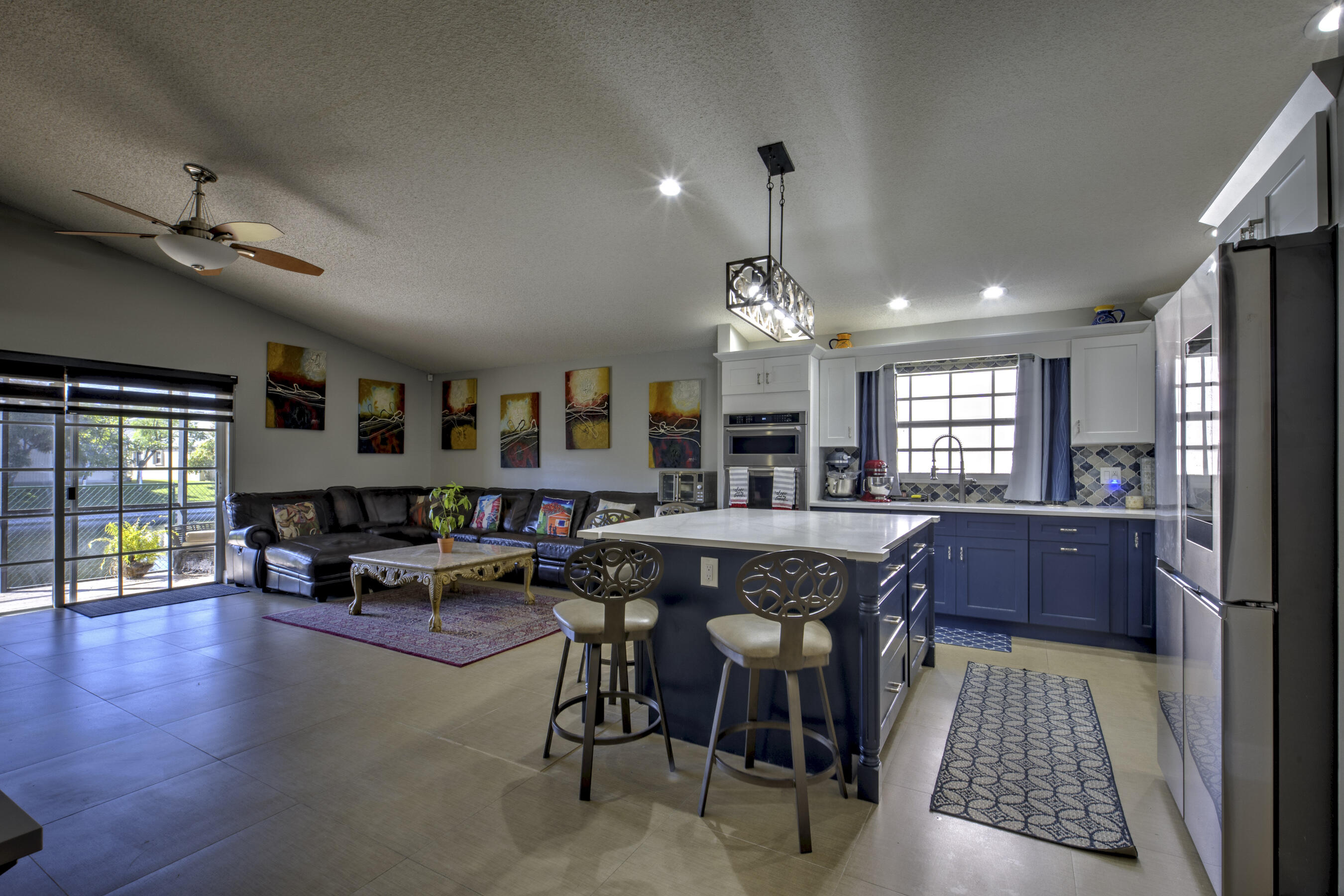 2800 Huron Way
