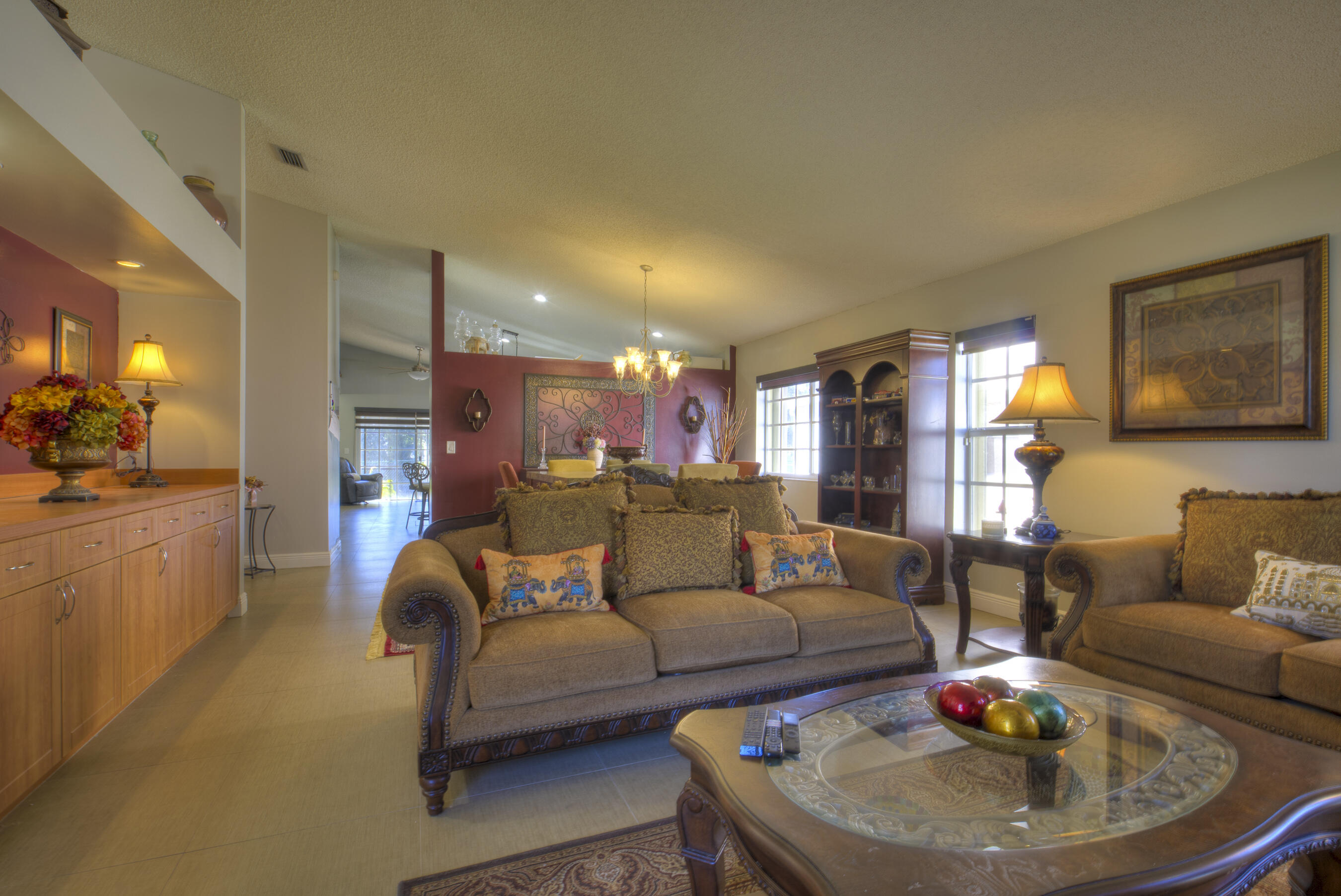 2800 Huron Way