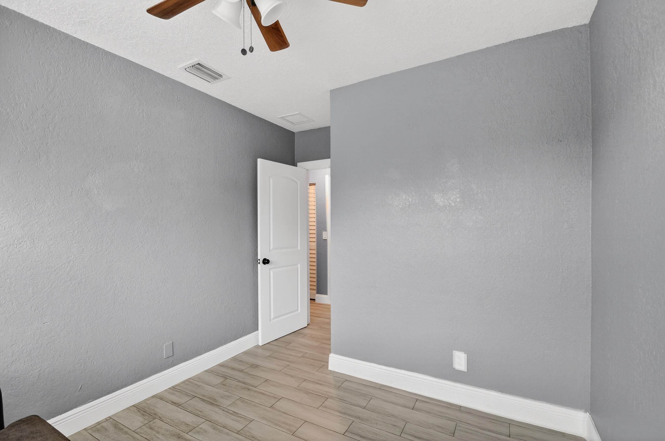 814 44th Street