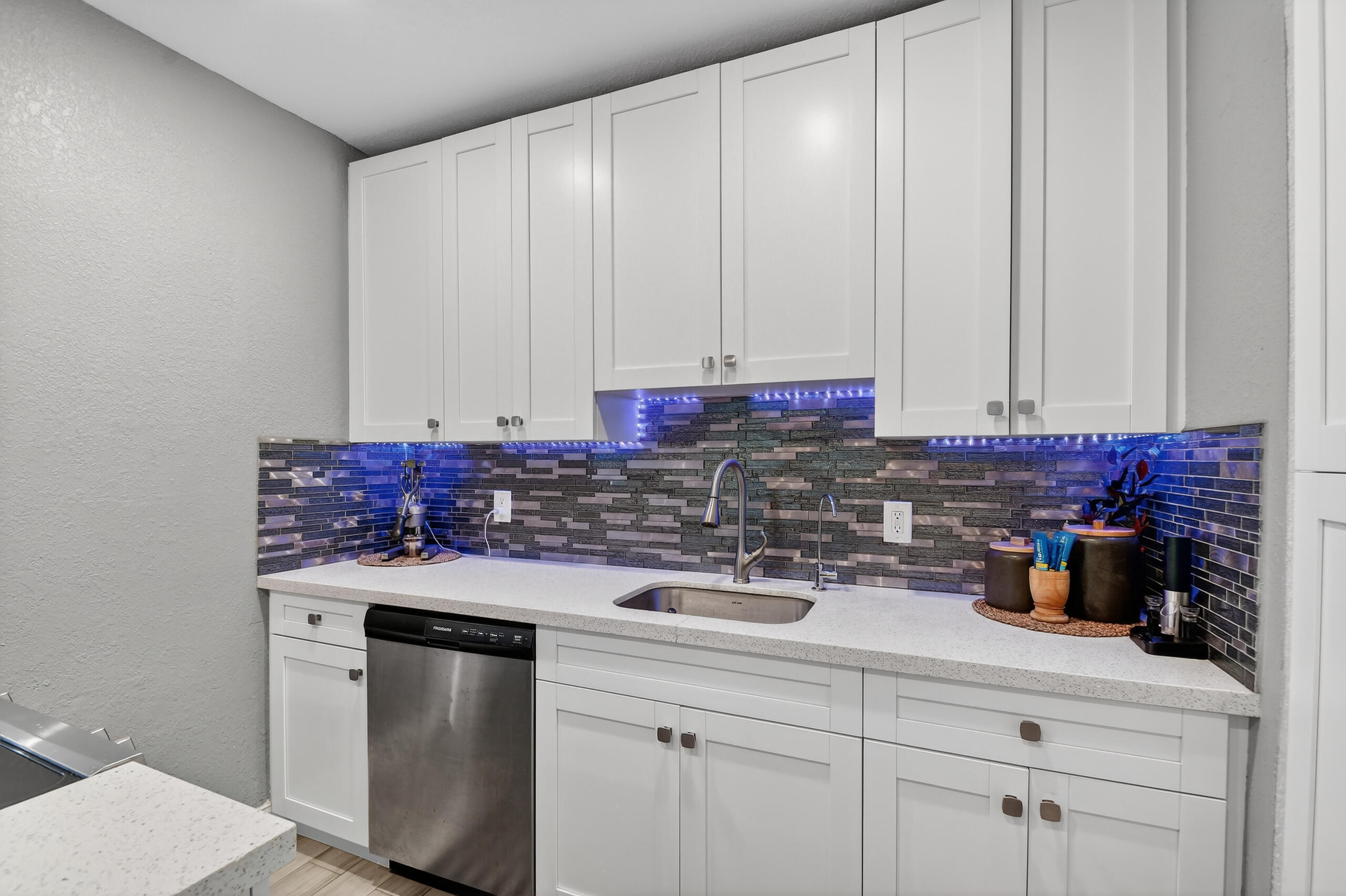814 44th Street