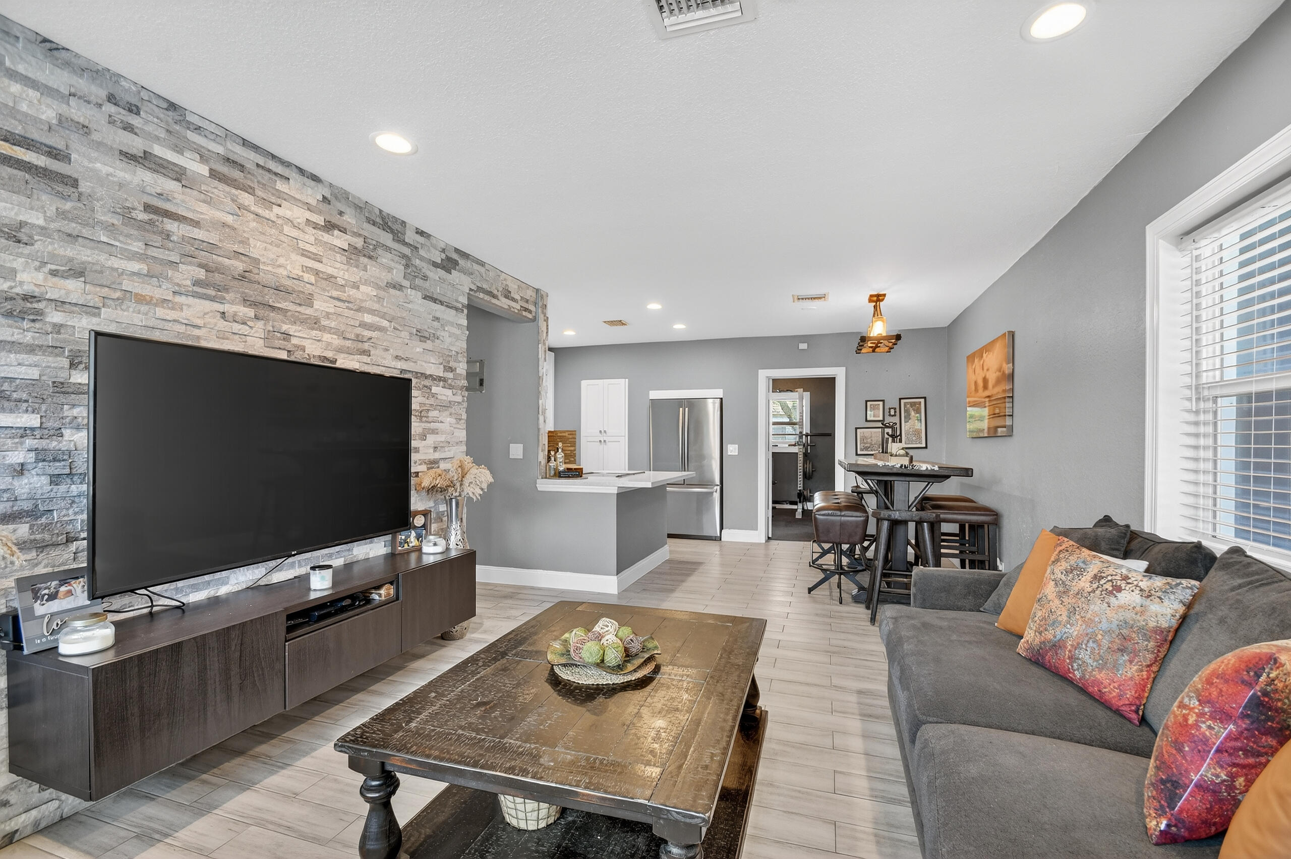 814 44th Street