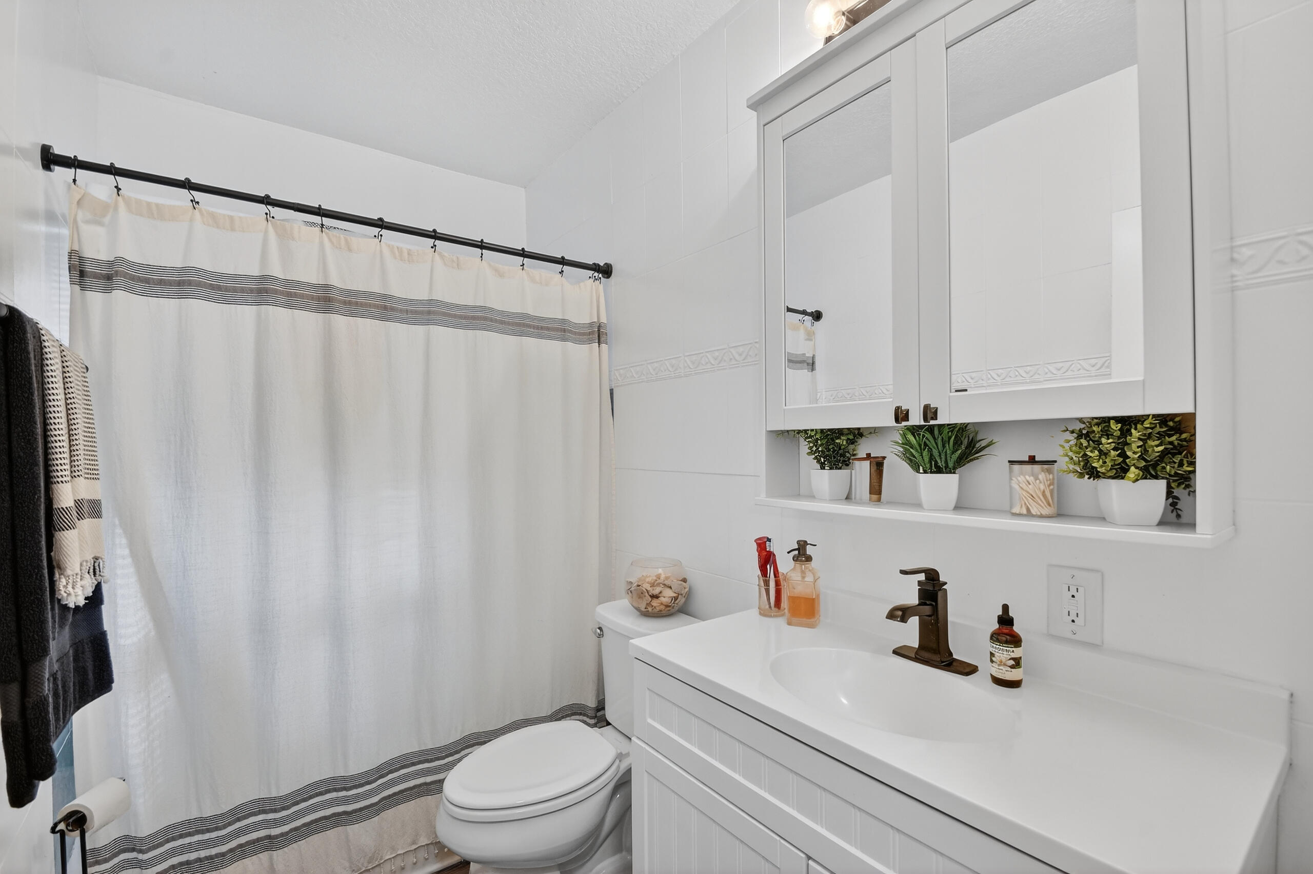 814 44th Street