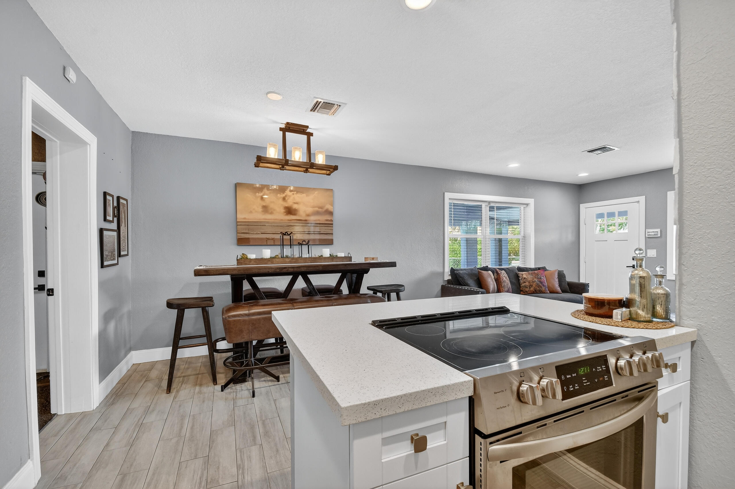 814 44th Street